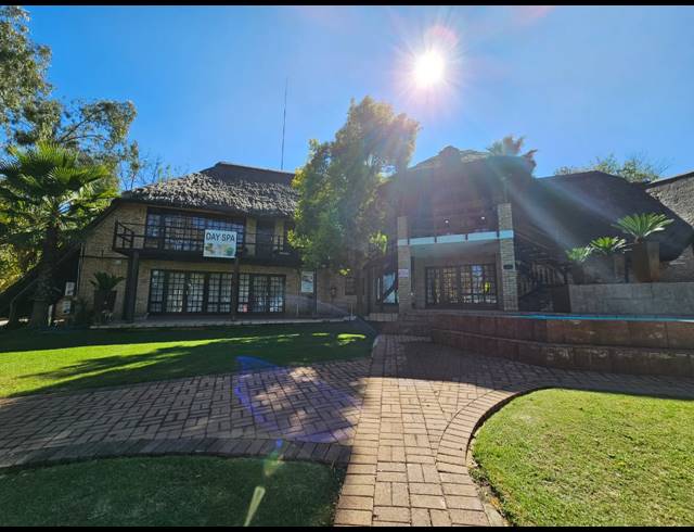 20,235M² OFFICE FOR SALE IN VAALVIEW